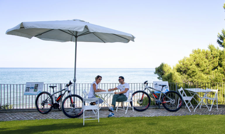 La bicicletta elettrica per scoprire le terre del Cerrano